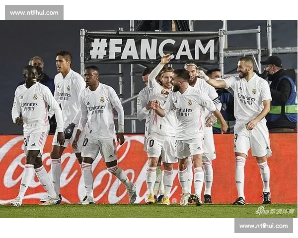 西甲最新战况分析 巴萨皇马紧追不舍 谁将最终夺冠